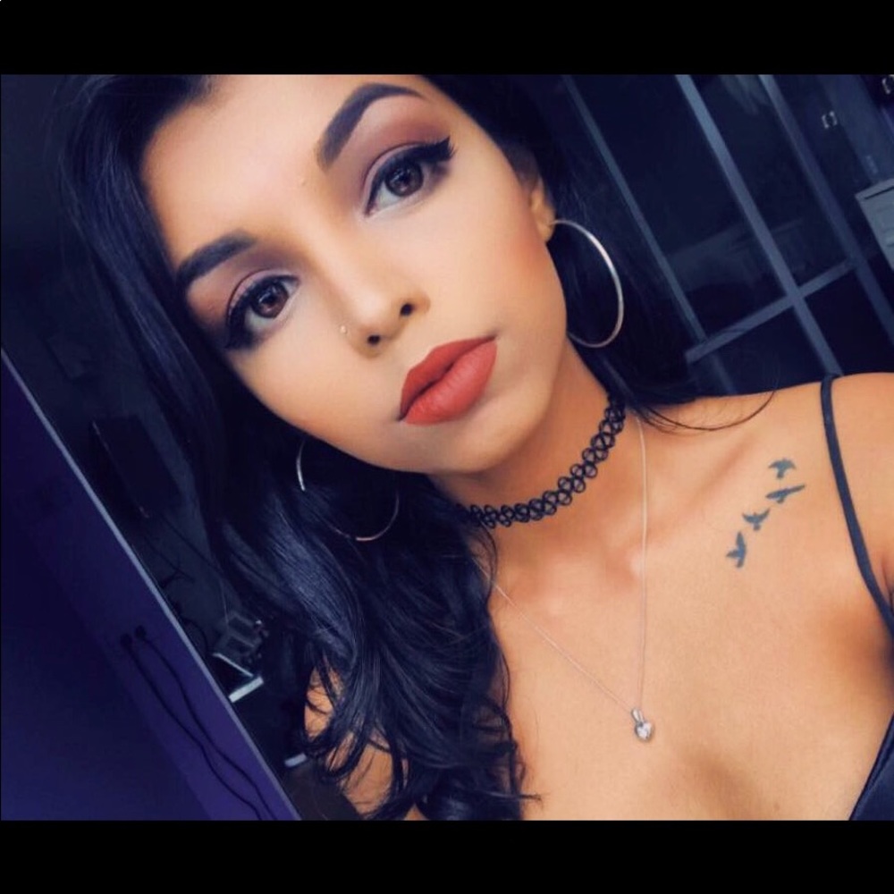 Meet your Posher, Ashmita
